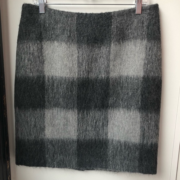Talbots alpaca/wool blend grey plaid pencil skirt size 10,knee length. - Picture 1 of 6